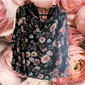 Entro Medium long sleeve black and pink floral blouse. Work, party, travel.